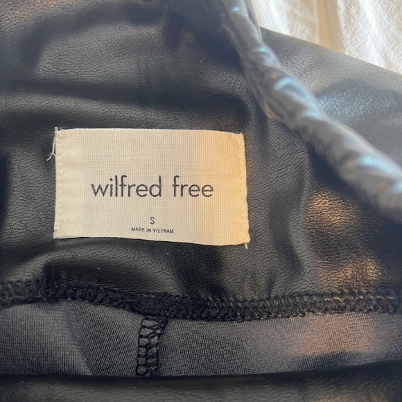 Daria Pant - Picture 3 of 4